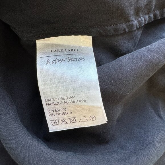 & Other Stories Tiered Hem Maxi Dress with Gathered Tie Neck and Keyhole Back - Picture 9 of 11